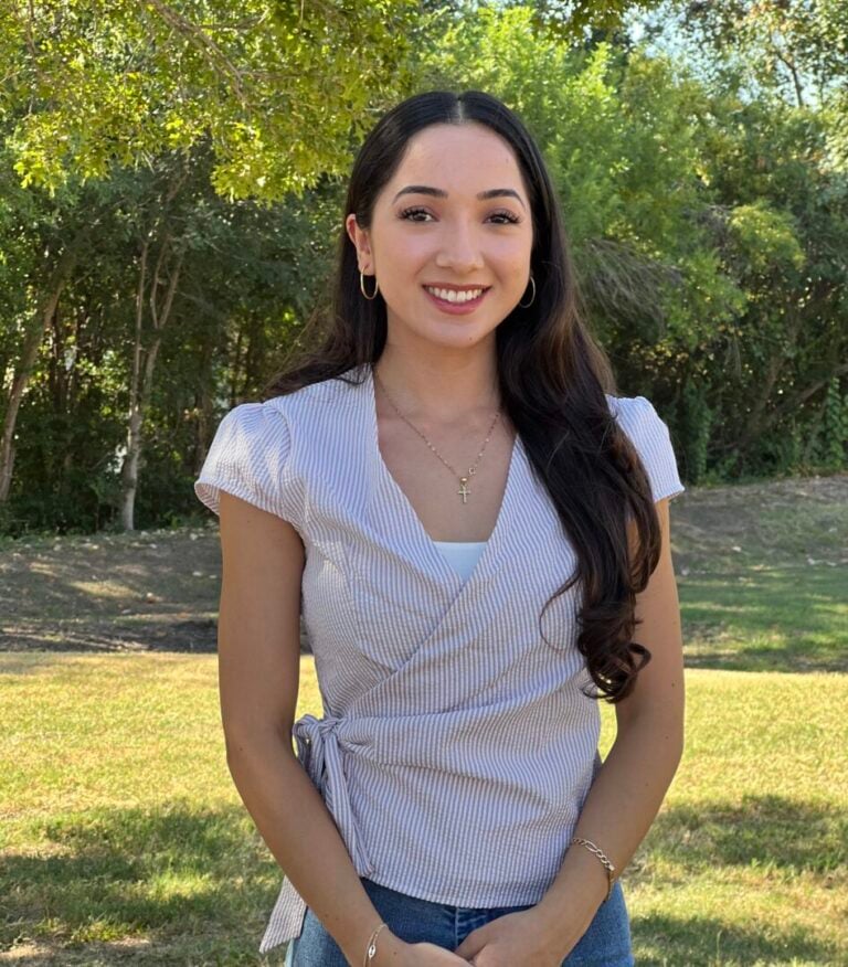 Headshot of Gabriela Figueroa-Suarez, LPC (Texas), Therapist Intern